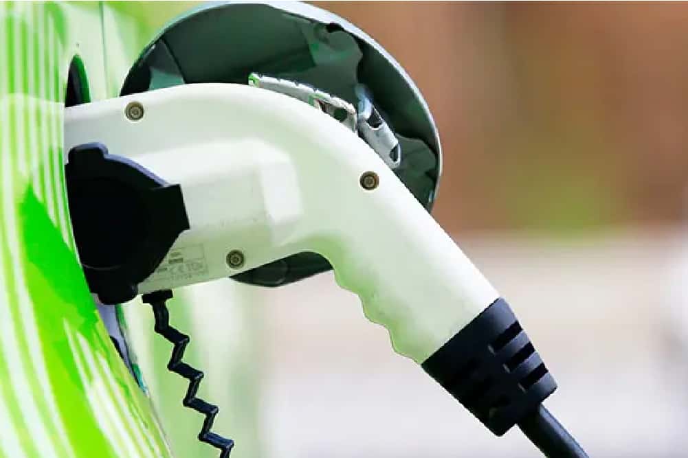 En este momento estás viendo Cables para cargar coches eléctricos: ¿Qué tipos existen?